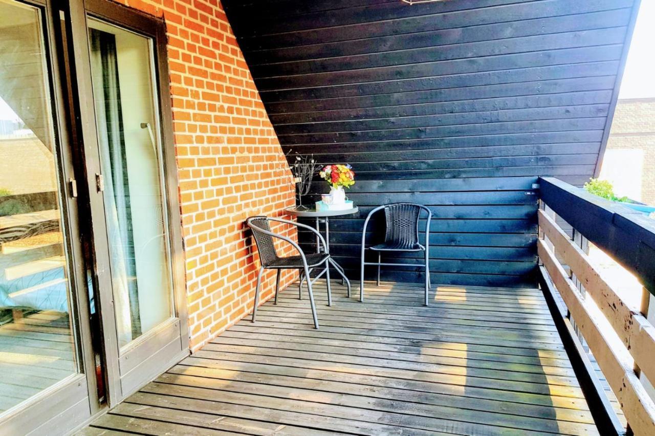 5 Minute Walk To Lego - 2 Bedrooms Loft Floor With Balcony Billund Kültér fotó